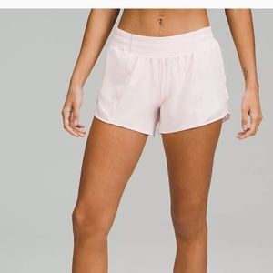 Strawberry milkshake LR Hotty Hot Shorts 4 inch lululemon